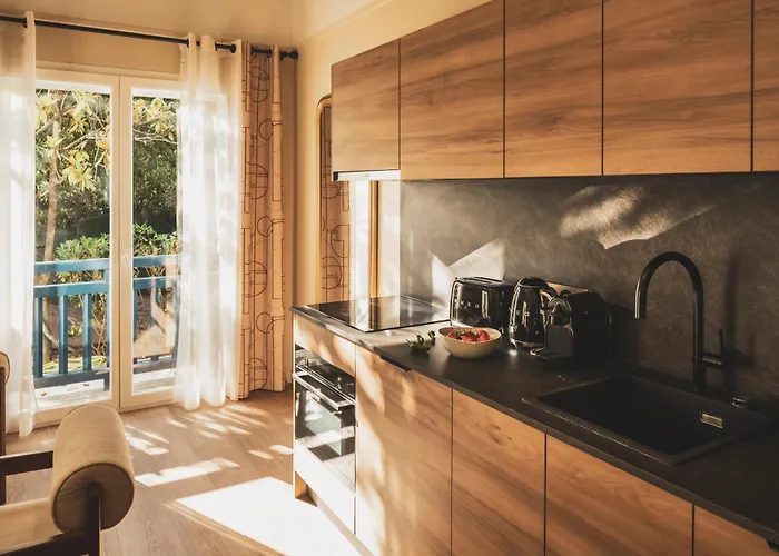 Parc Victoria Aparthotel 4*